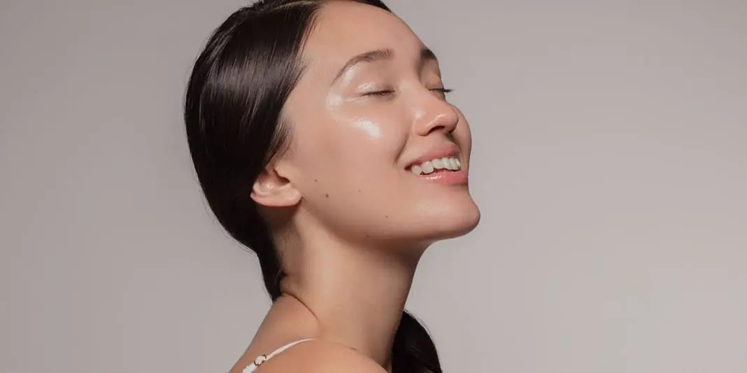 PID-153969_Korean-Skincare-Routine-Oil-Water-Cleanser-Exfoliate-Toner-Essence-Serums-Mask-Cream-Moisturizer-Sunscreen_H-1