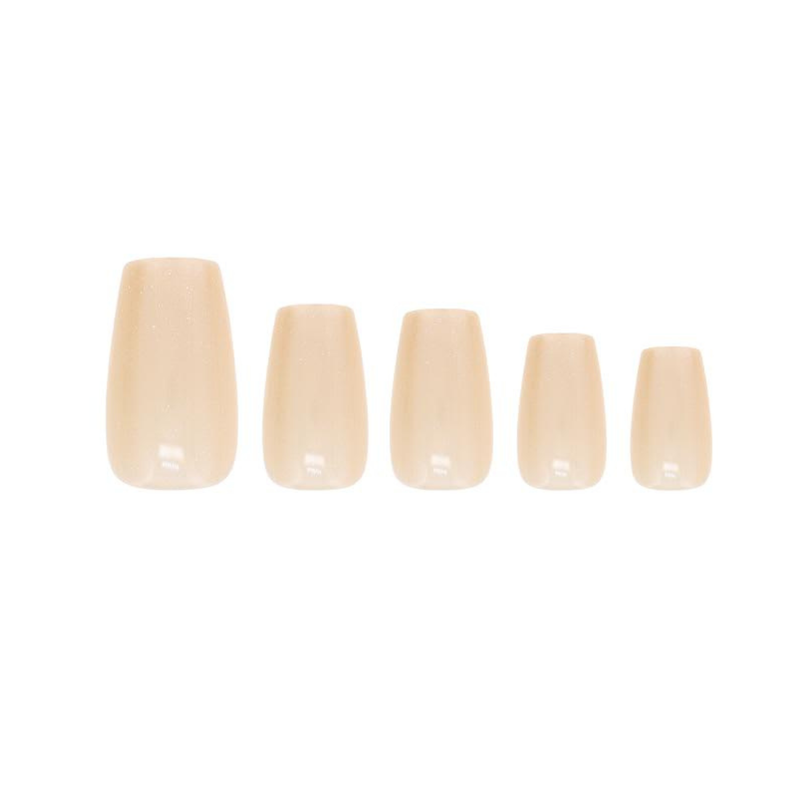 W7 Cosmetics Glamorous Press-On Nails Cashmere Coat